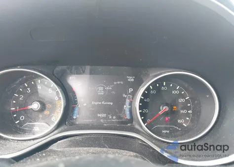 2018 Jeep Compass Latitude 4X4 from USA, damaged, VIN 3C4NJDBB2JT114224